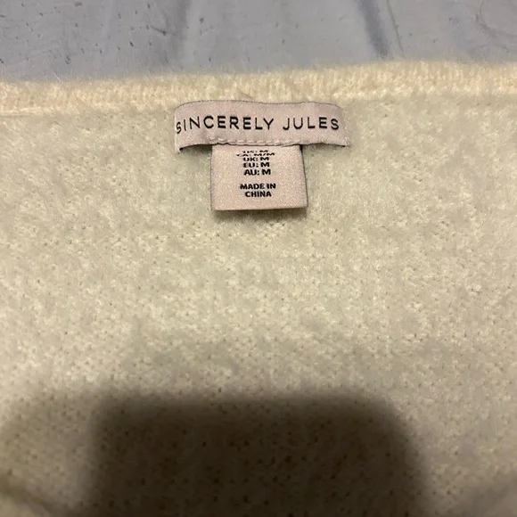 Sincerely Jules Cream V-Neck Sweater - Picture 2 of 3